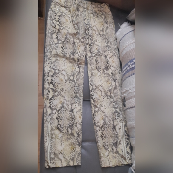 Snake print pants - Picture 4 of 7